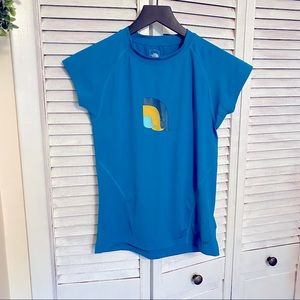 The North Face surf beach shirt Small